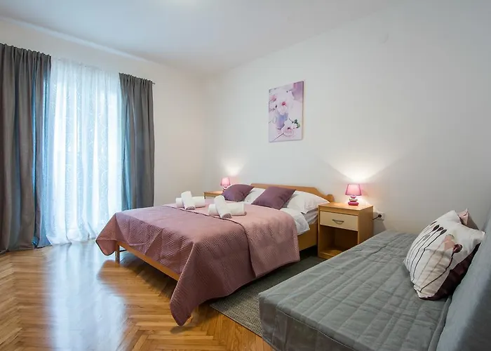 Apartment Melita Center *