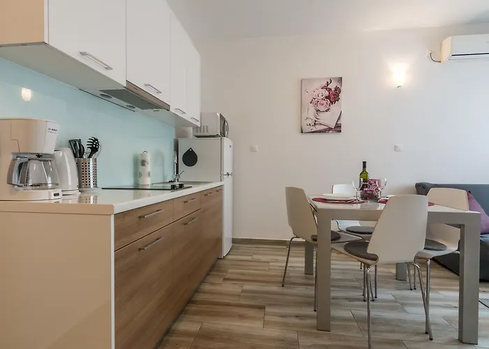 Melita Center Apartment *